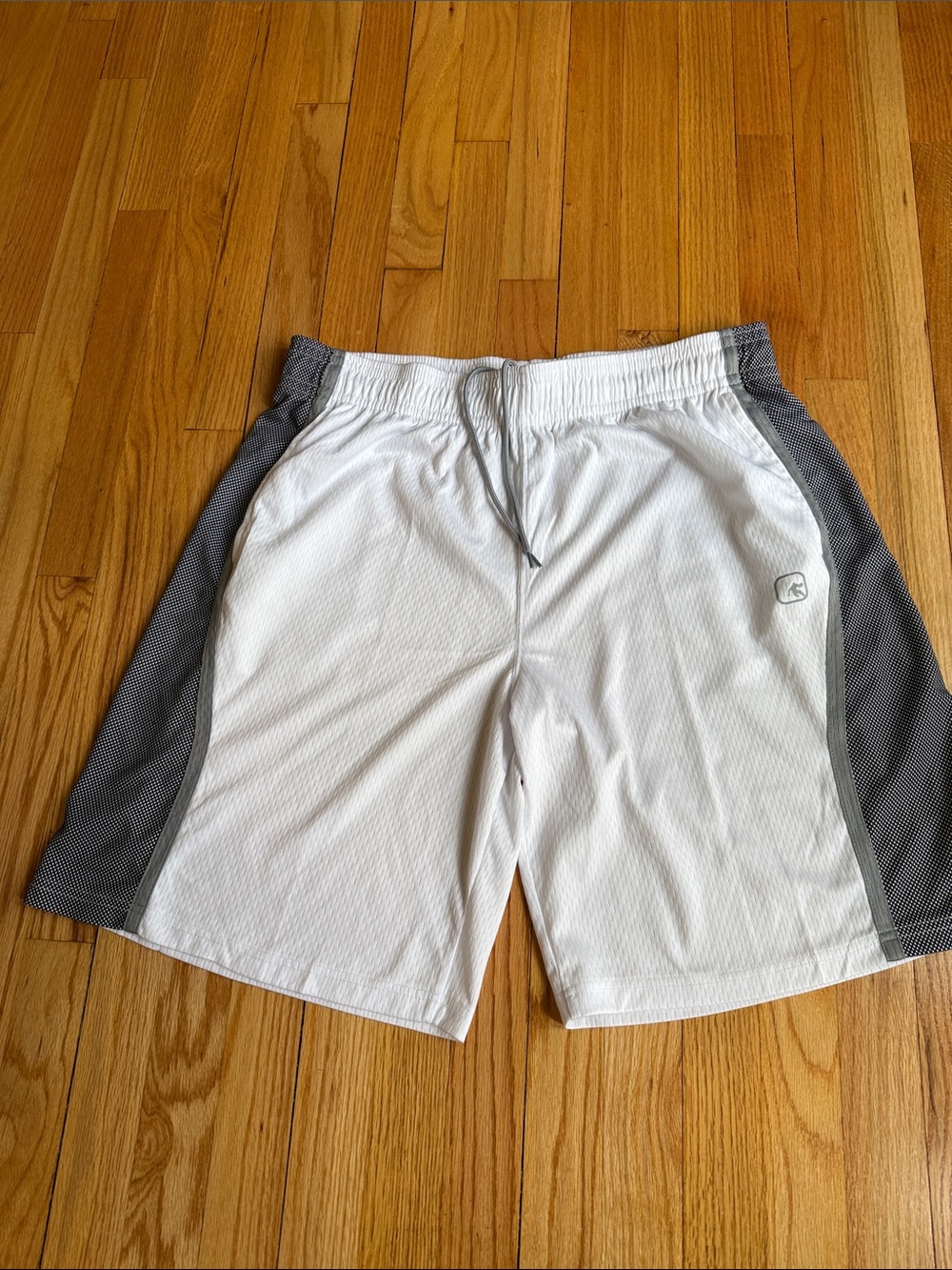 AND1 White and Gray  Men"s Basketball Athletic Drawstring Shorts XL